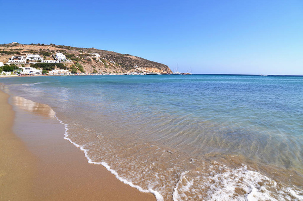 Platys Gialos beach Sifnos Görögország - Fotó, kép
