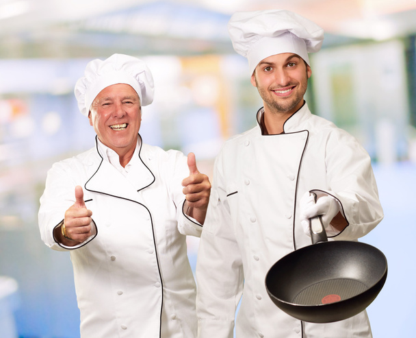 portret dwóch szczęśliwy szef kuchni - Zdjęcie, obraz