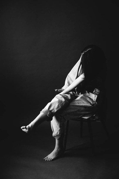 black and white portrait of girl - Fotoğraf, Görsel