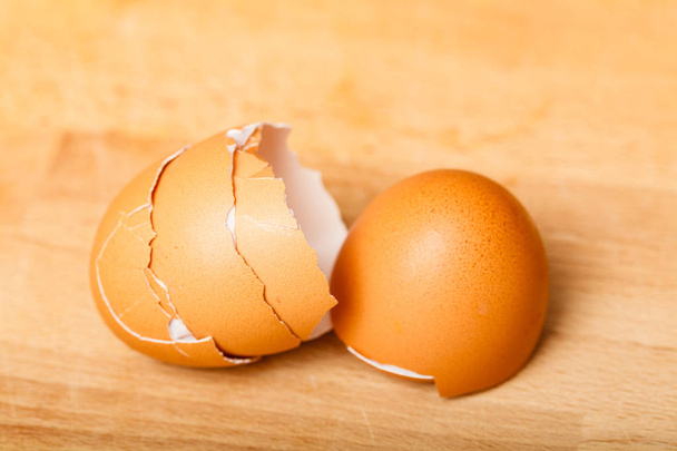 Detailed closeup of empty cracked eggshells - Fotó, kép