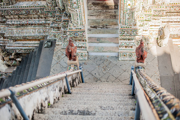 Detail of Thai temple in Bangkok - Фото, зображення