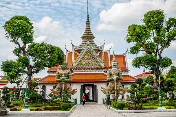 タイの寺院の詳細 - 写真・画像