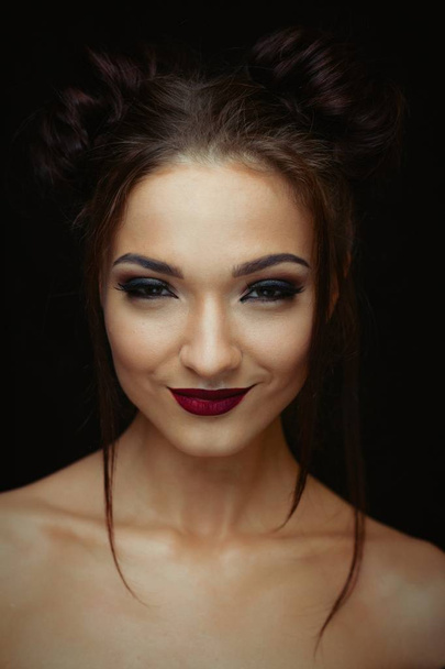 brunette woman with make-up - Φωτογραφία, εικόνα