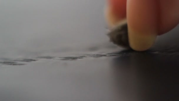 A mozgó kullancs közelről  - Felvétel, videó