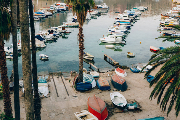 Venelaituri lähellä Dubrovnikin vanhaa kaupunkia Kroatiassa. Harbo.
 - Valokuva, kuva