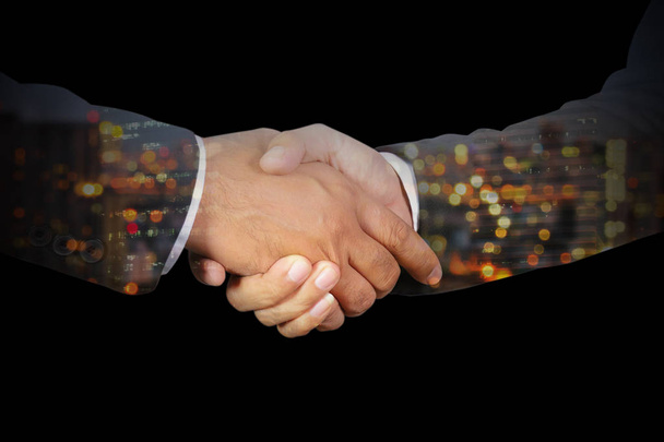 Двойное воздействие рукопожатия бизнесмена
 - Фото, изображение