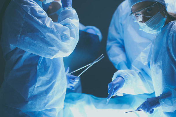 Team surgeon at work on operating in hospital - Valokuva, kuva