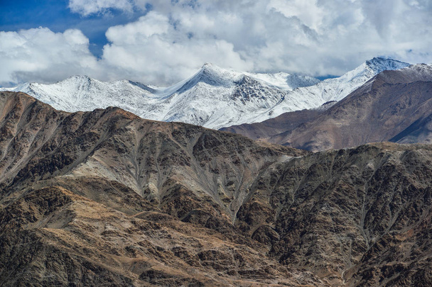 paysage de montagne, nord de l'Inde
 - Photo, image