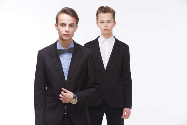 Two young businessmen on meeting - Zdjęcie, obraz