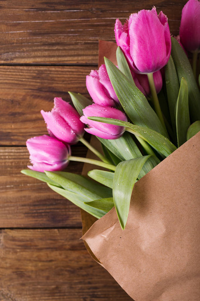 Pink tulips bouquet - Foto, afbeelding