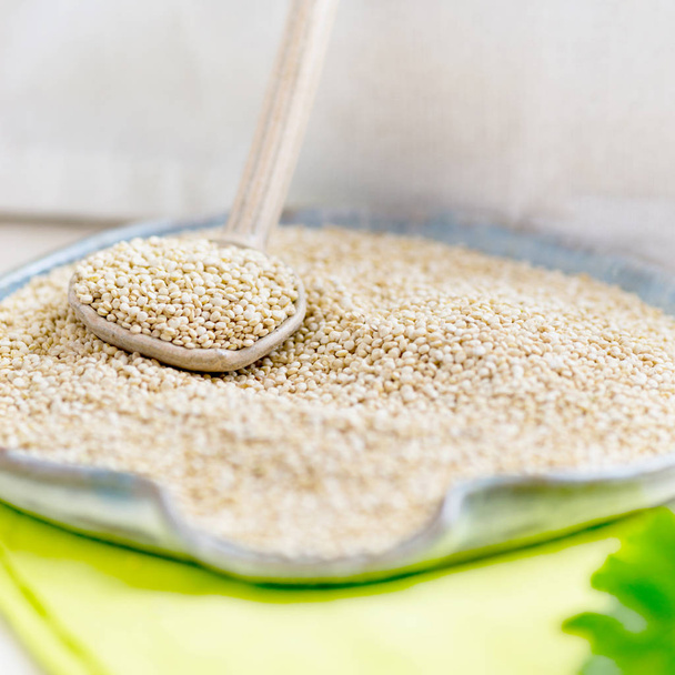  quinoa a base vegetale biologica
 - Foto, immagini