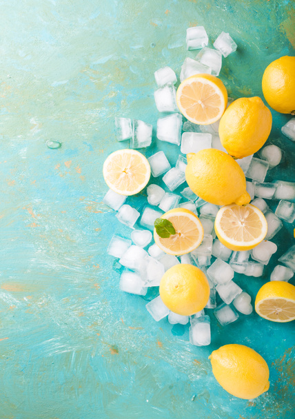 Lemons and ice cubes - Photo, Image