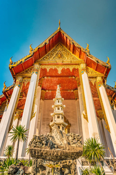 The Chapel of Wat Suthat. - Photo, image