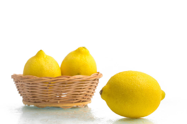 Yellow sicilians Lemon into a basket - Foto, Imagen