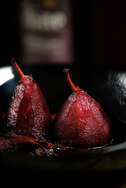 Festive Poached Pears - Foto, imagen