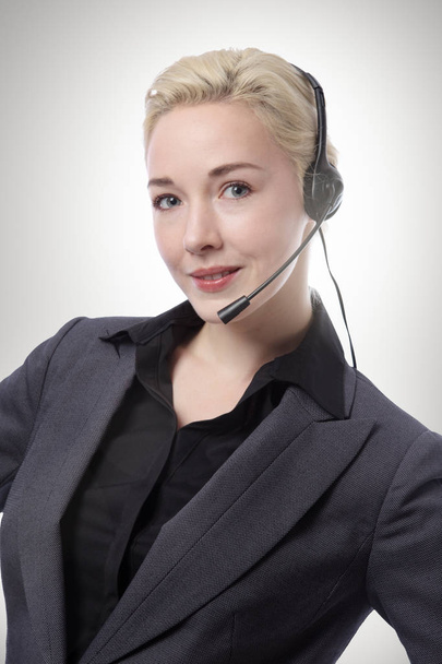 Business nainen kuulokkeet
 - Valokuva, kuva