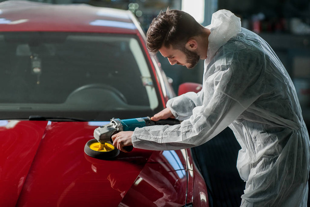 A series of detailed cars: Polishing a car - Foto, Bild