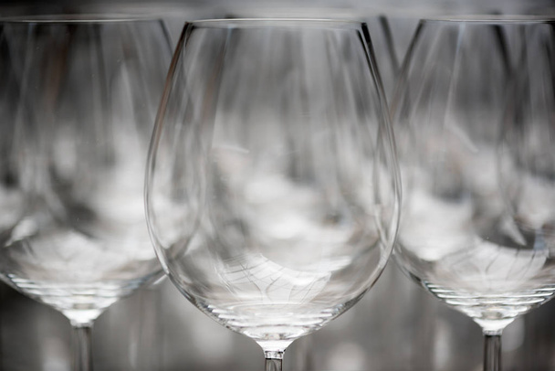 Empty wine glasses closeup - Фото, зображення
