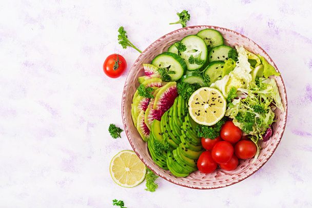 Vegan salad of fresh vegetables - Photo, Image
