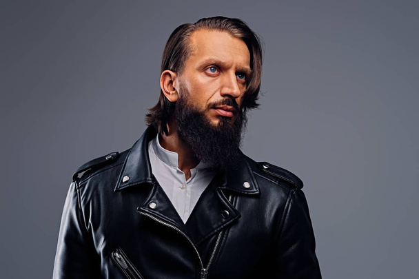 Bearded man in a black leather jacket - Zdjęcie, obraz