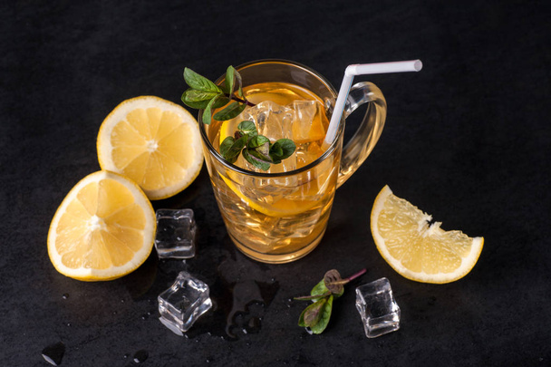 Limonlu buzlu çay - Fotoğraf, Görsel