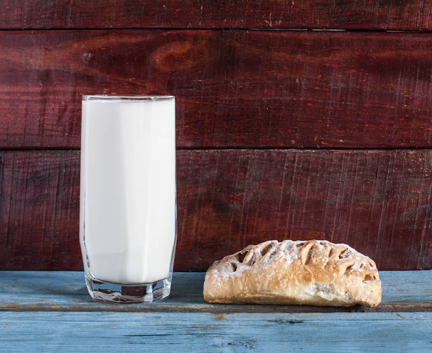 Glass of milk and oat cookies - Photo, Image