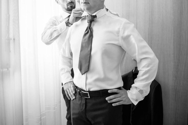 beyaz gömlek ve kravat - Fotoğraf, Görsel