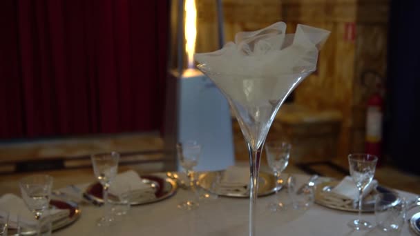  Svatební catering příprava, krásný stůl pro svatbu v Itálii, 4k - Záběry, video