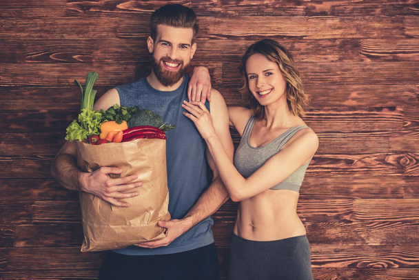 Couple with healthy food - Photo, Image