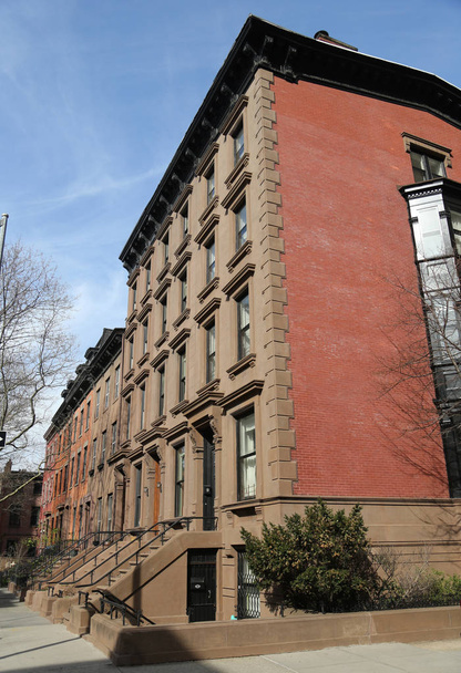 New York City brownstones at historic Brooklyn Heights neighborhood  - Valokuva, kuva