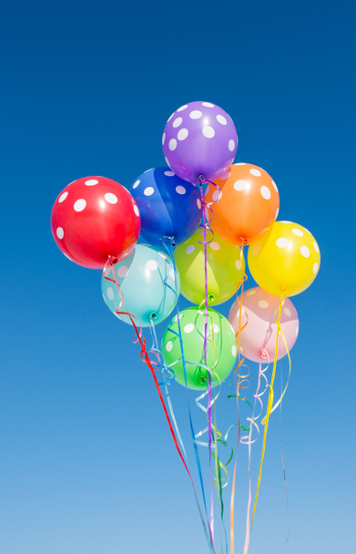 Balloons against the blue sky - Foto, Imagem
