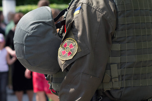 Chevron sur l'épaule d'un combattant de la Garde nationale d'Ukraine
 - Photo, image
