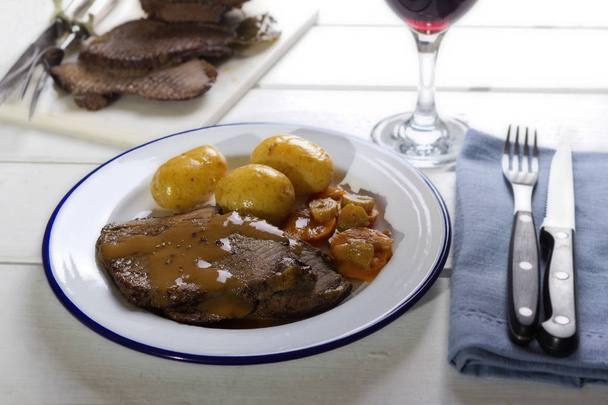Beef with potatoes and vegetables - Photo, Image