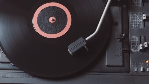 Time-lapse of Vinyl rotating on a turntable, top view - Footage, Video