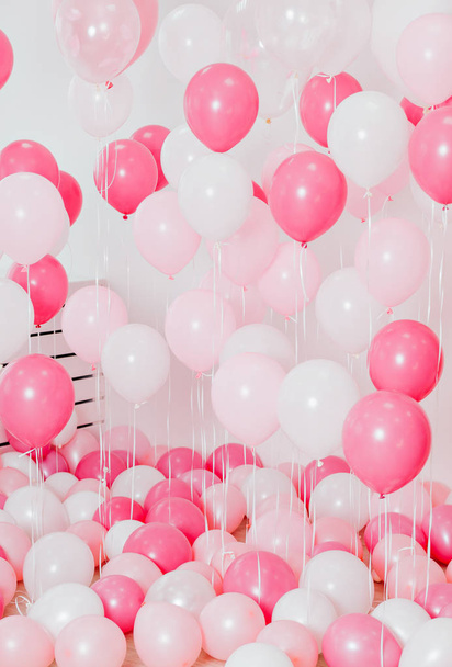 The room with pink balloons - Photo, Image