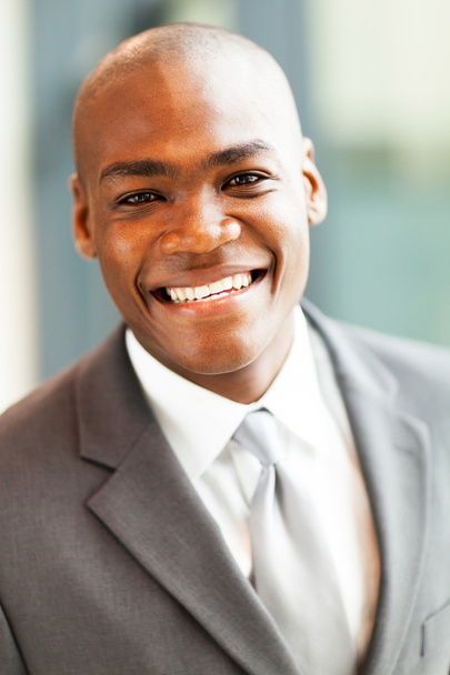 Happy african american businessman closeup - Фото, изображение