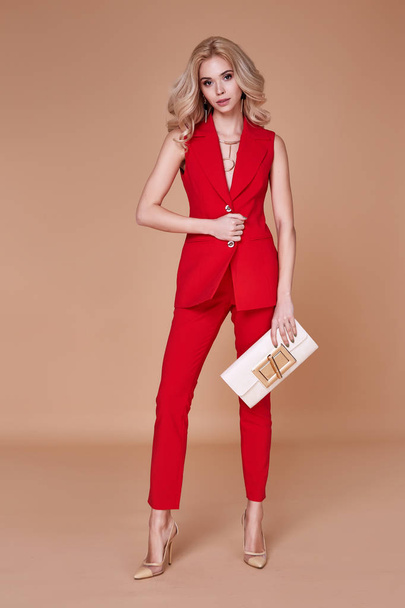 Beautiful sexy pretty girl wear red silk suit jacket and pants s - Foto, Imagem