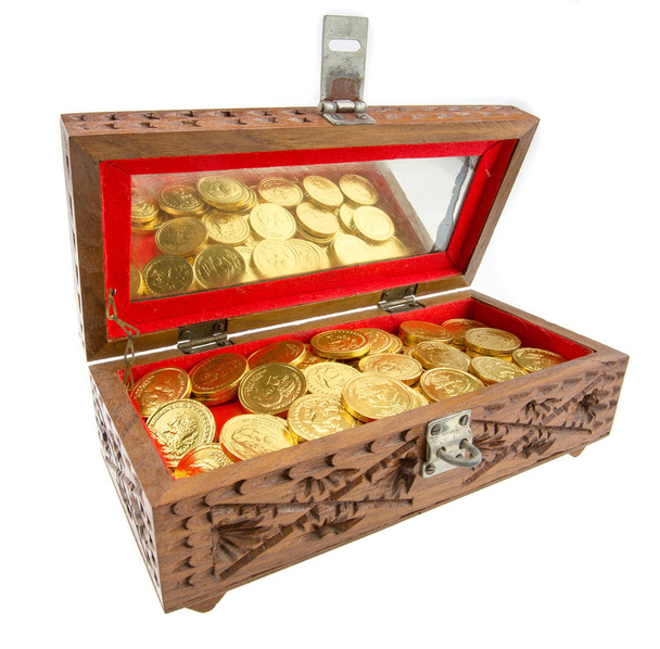 Pièces d'or dans un coffre
 - Photo, image