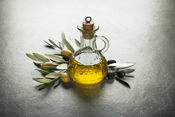 Olive oil background - Zdjęcie, obraz