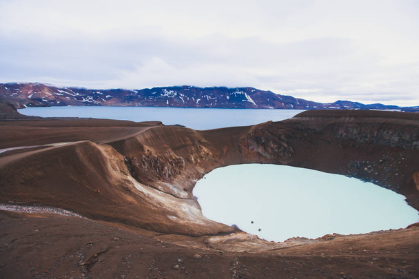 Pohled na islandské obří sopky Askja s dvěma jezer, Island - Fotografie, Obrázek