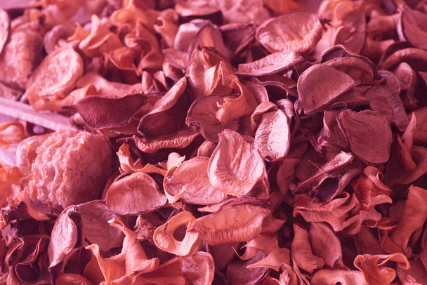 vaaleanpunainen potpourri kuivatut kasvit ja kukat
  - Valokuva, kuva