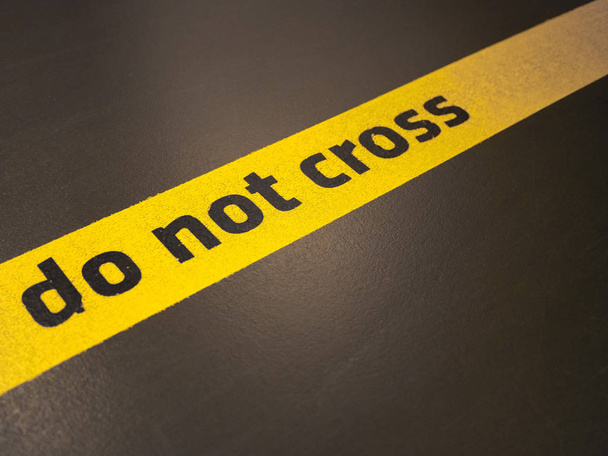 do not cross sign - Foto, Imagen
