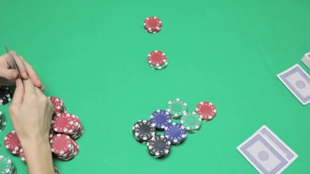 Οι παίκτες κάνει ένα στοίχημα, το πόκερ του Τέξας - Πλάνα, βίντεο