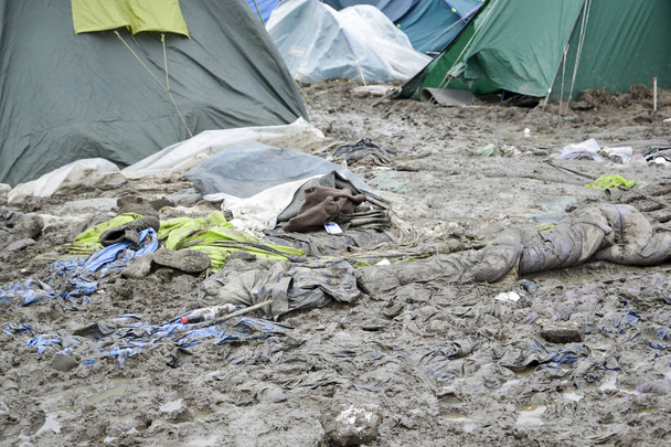 Дюнкеркский лагерь беженцев Гранд-Синт во Франции
 - Фото, изображение