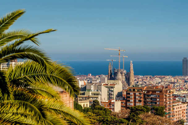 Вид на городской пейзаж Барселоны
 - Фото, изображение