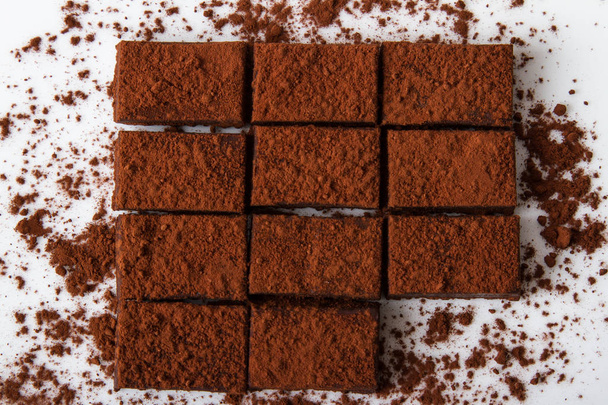 trufa de chocolate escuro
 - Foto, Imagem