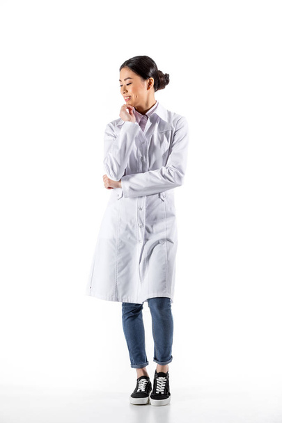 asian doctor in white coat - Foto, imagen