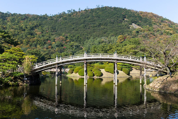 Jardín Ritsurin en Japón
 - Foto, imagen