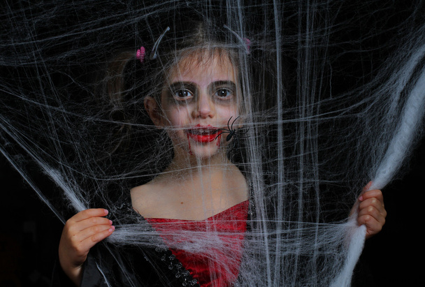 Une fille avec Halloween vampire maquillage
 - Photo, image