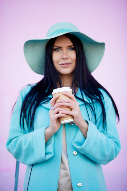 Girl with cup of coffee - Valokuva, kuva